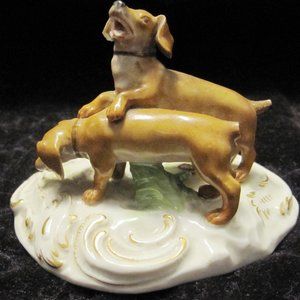 Vintage Meissen Figurine of 2 Dogs